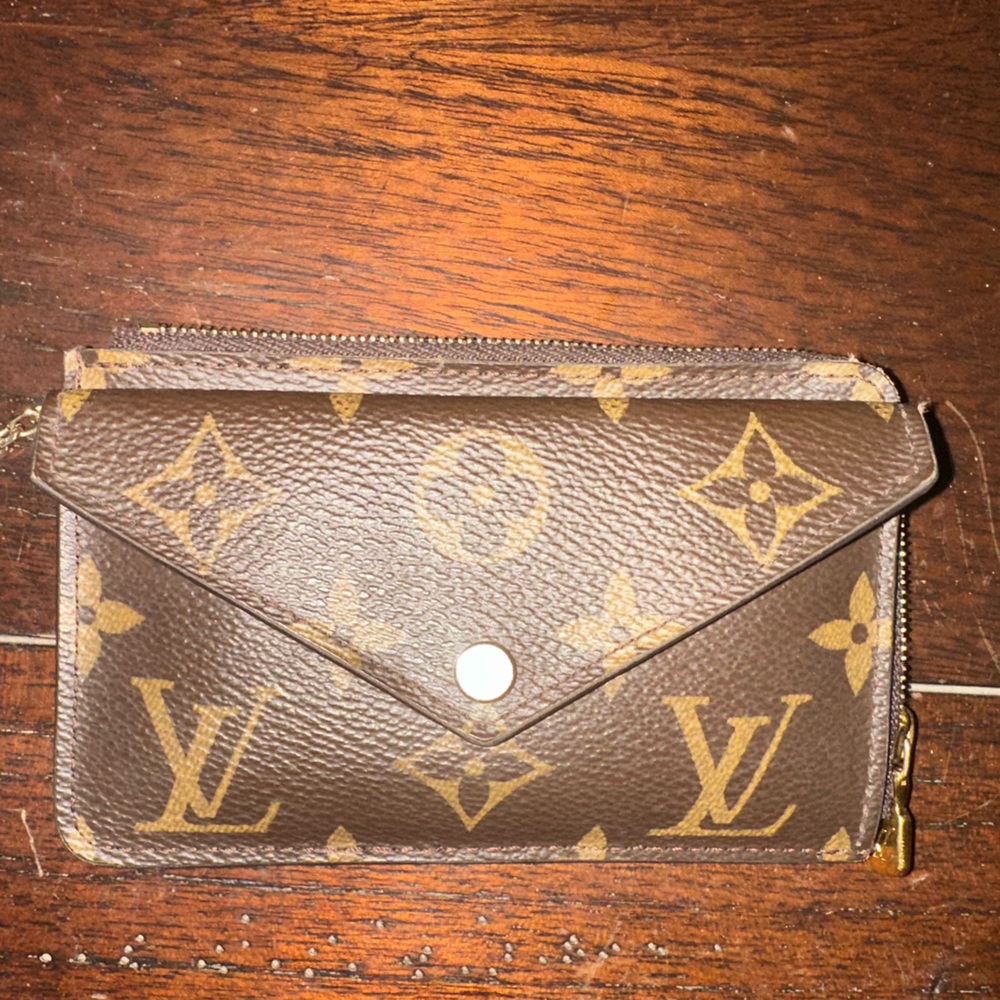 LOUIS VUITTON RECTO VERSO